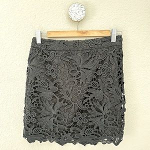 Banana Republic - Black Lace Mini Skirt 0P